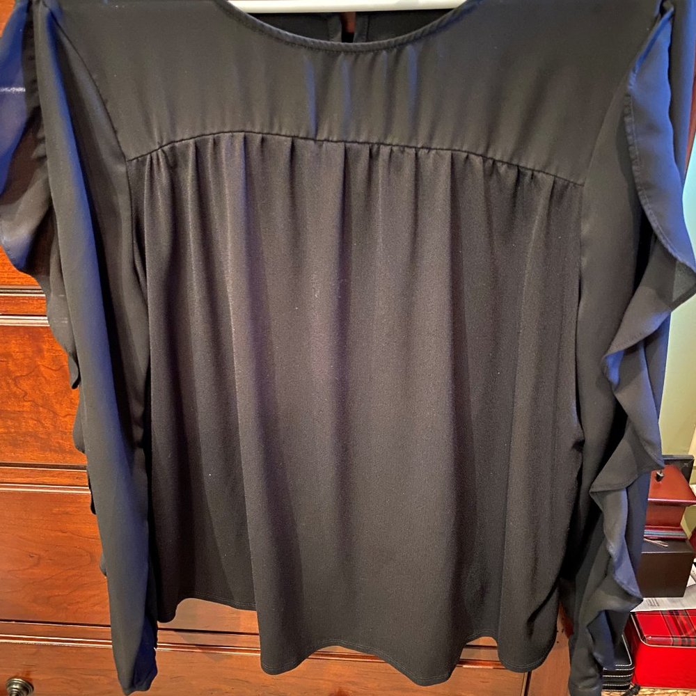 Elle Black ruffle shirt